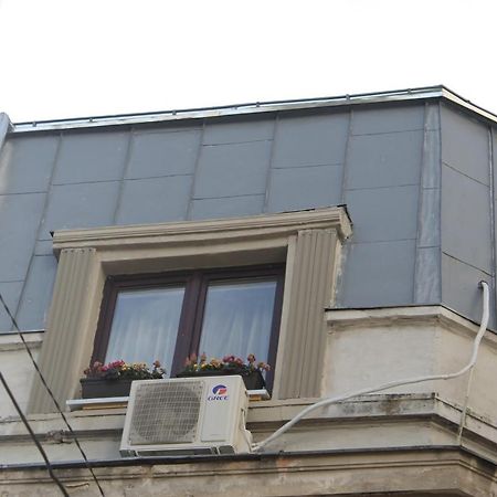 Studio Yellow - Piata Victoriei Bukareszt Zewnętrze zdjęcie